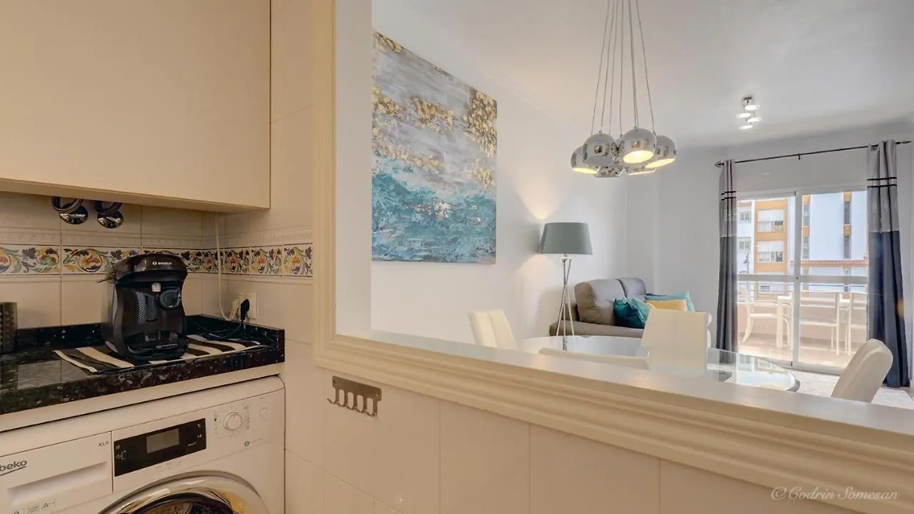 Cozy Apartment Overlooking Estepona'S Marina! España